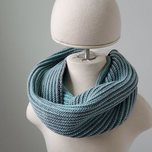 Gertex girls aqua grey infinity scarf
